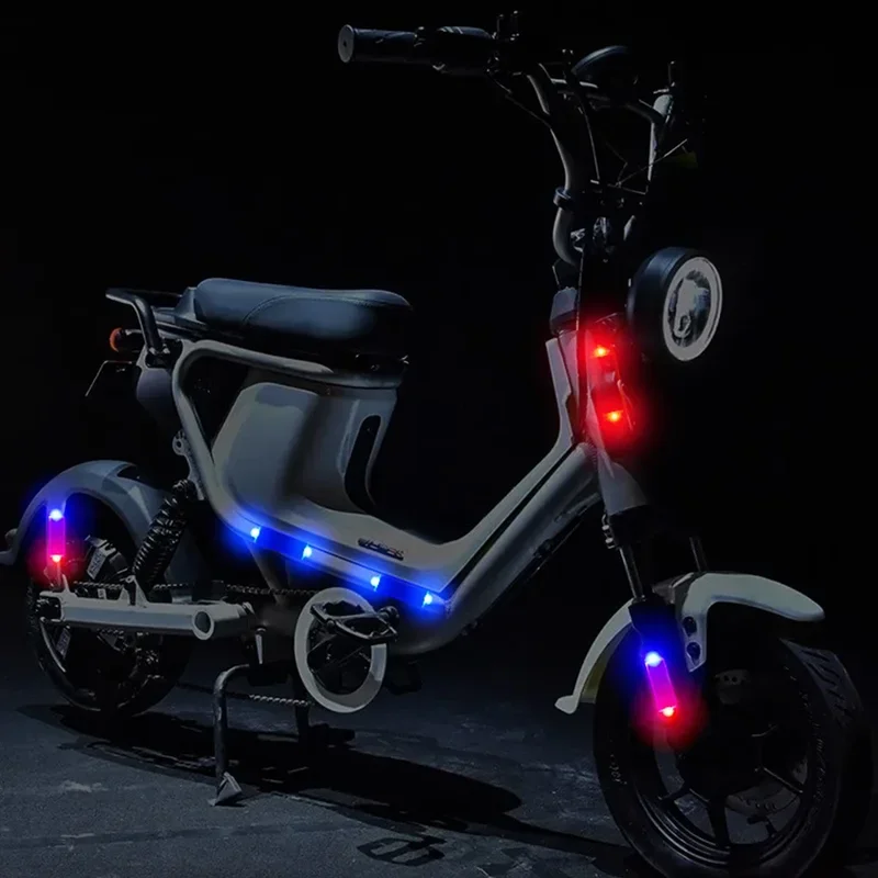 Mini LED solar power car warning light night security simulated alarm wireless anti-theft caution lamp flashing dummy alarm lamp