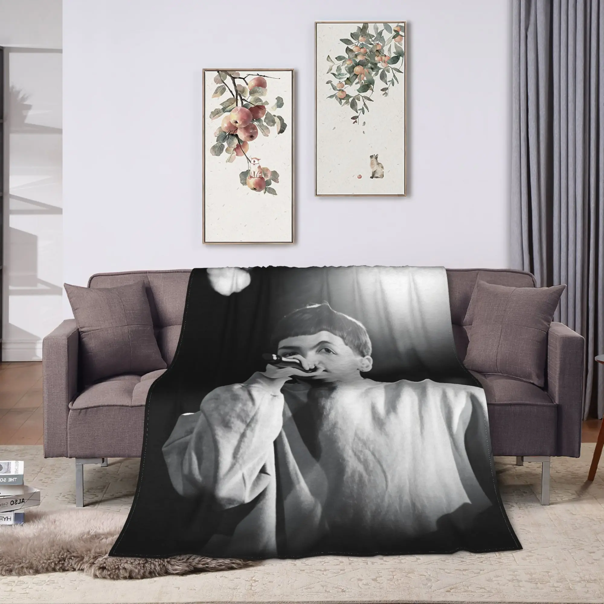 Milo J Argentine Rapper Warm Soft Blanket Airplane Travel Plush Throw Blanket Funny Couch Chair Flannel Bedspread Sofa Bed Cover