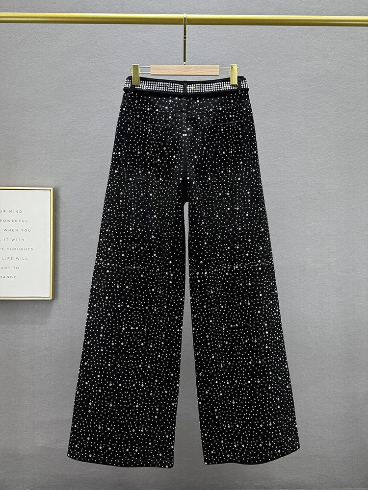 جينز نسائي كلاسيكي مرصع بالألماس بالكامل بخصر عالٍ مع حزام مستقيم وواسع الساق من قماش الدنيم سروال نسائي جديد لخريف 2025