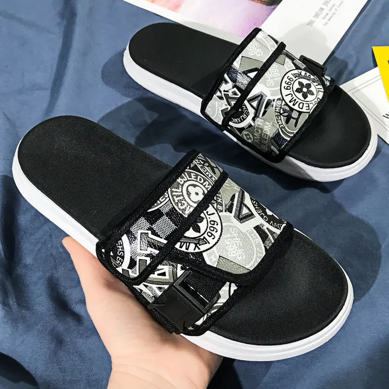 2024 New Men Slipper Couple Shoe Fashionable Summer Beach Shoes Breathable Shoe for Men Designer Shoe Men Sandalias Тапочки 슬리퍼