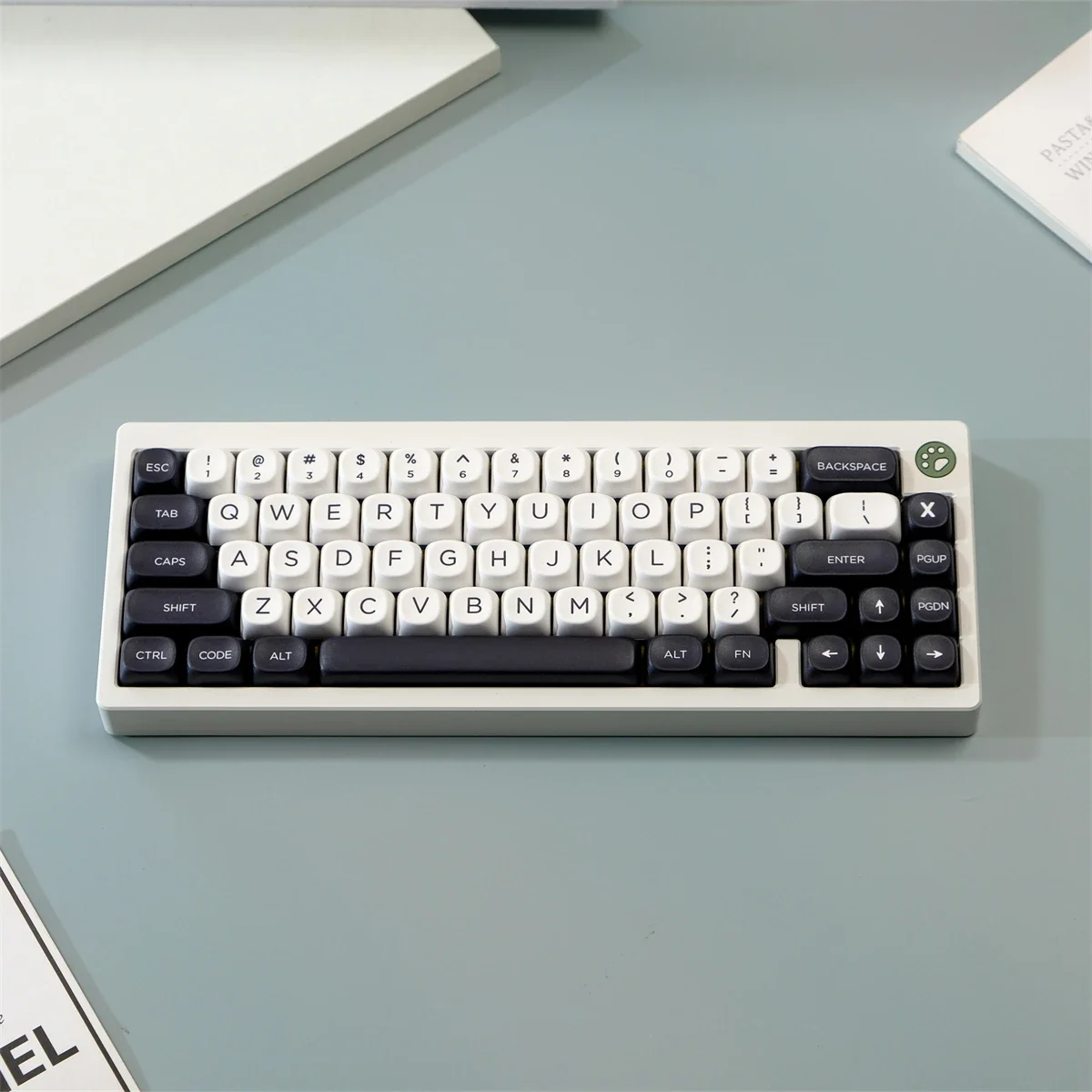 PBT Material Minimalist Black and White Five-sided sublimation MOA Profile Keycaps For MX Switches Gaming Mechanical Keyboard