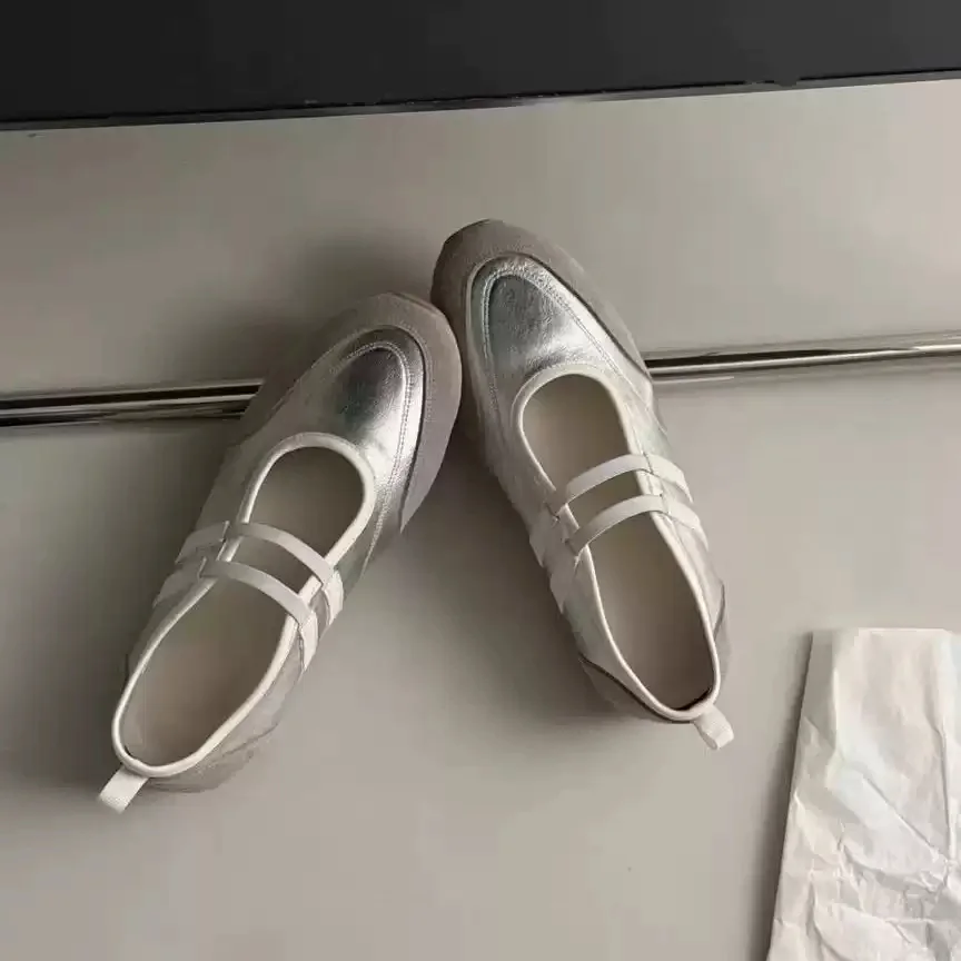 Women's Metallic Mary Jane Sneakers Double Strap Round Toe Flat Casual Shoes Fashion Retro Soft Lightweight All-Match Footwear