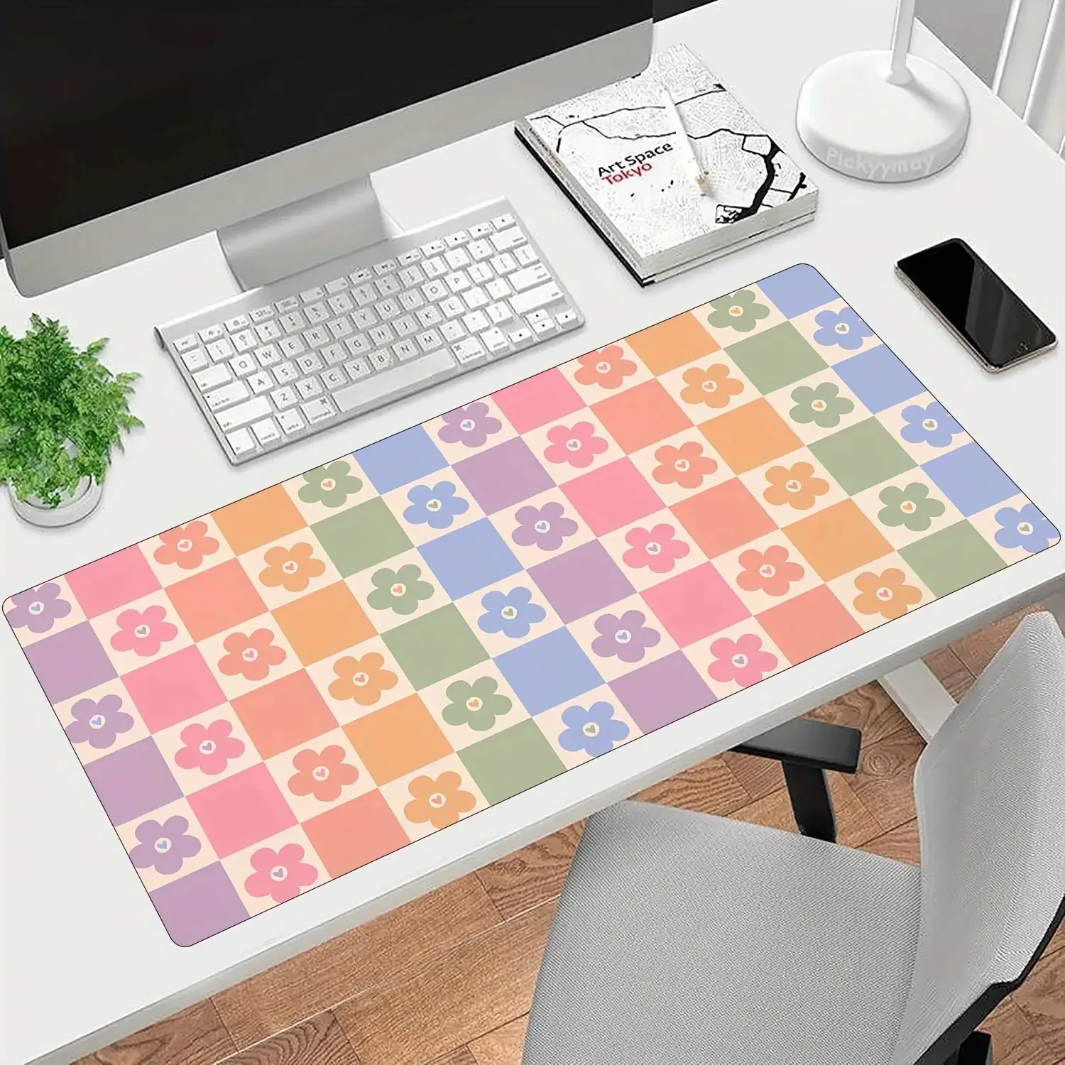 Retro Y2K Flower Checkered Desk Mat Large Gaming Mouse Pad Non-Slip Rubber Base for Office PC