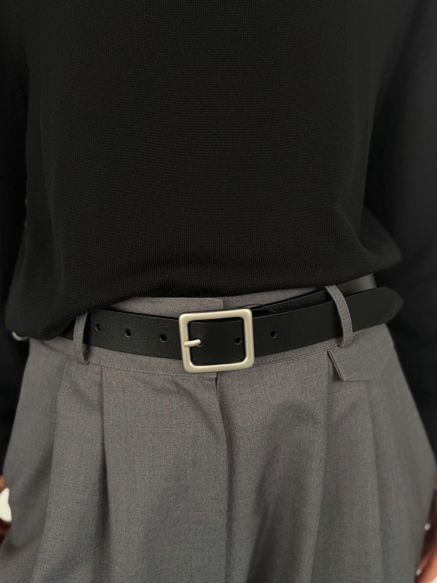 ブラックレザーベルト-ベーシックスタイル-ニュートラルバックル-シルバーバックル-通勤用-レディース-ハイエンド-シンプル-メンズ-本革-ins-ウエストベルト