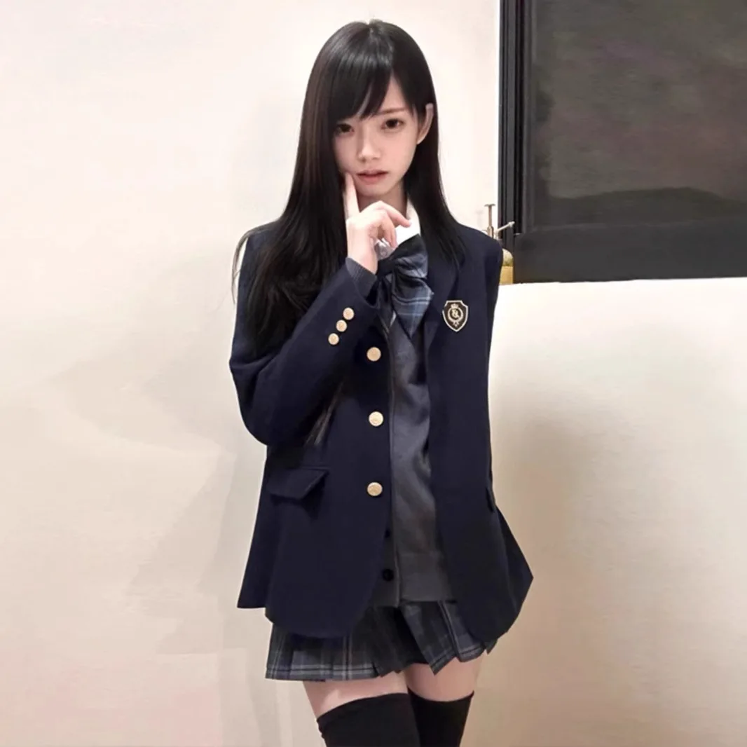 

Оригинальная разноцветная академическая женская футболка с пуговицами Huāqi Primer универсальная верхняя одежда Jaet для женского образа