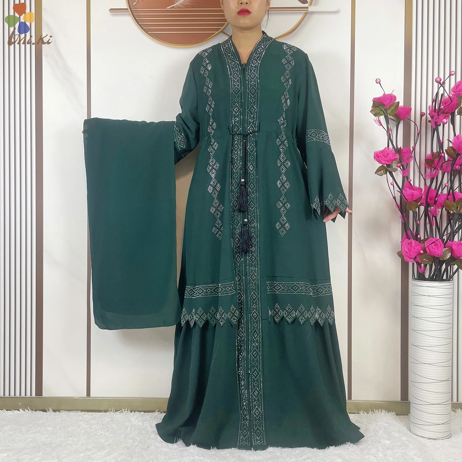 New Muslim Fashion Women Chiffon Hot Diamond Open Zipper Robe Dashiki African Abaya Women Robe Islamic Cardigan Robe Clothing