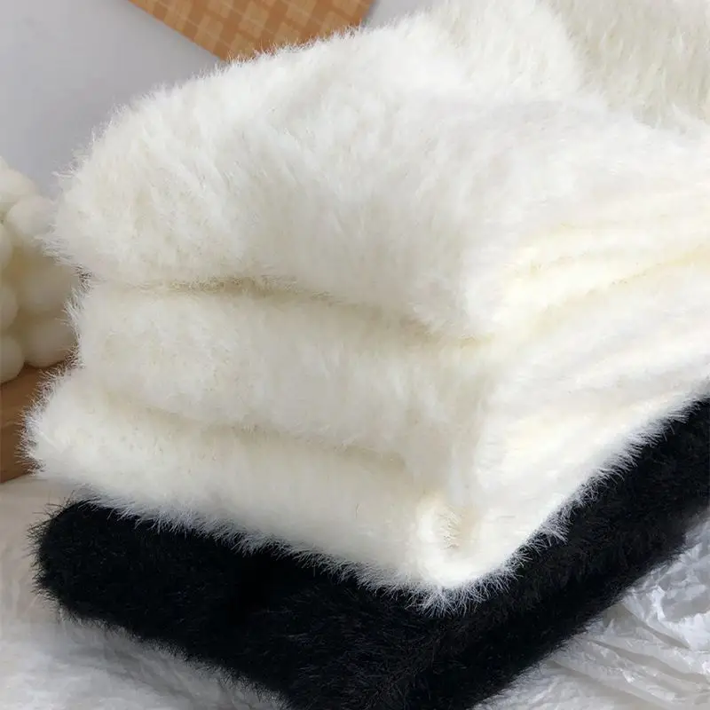 

5 Pairs Black White Mink Fleece socks women mid-calf Winter Thickened Warm Floor Postpartum Sleep Fluffy Sports Ankle Crew 7W260