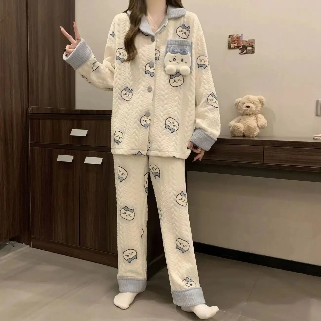 Chiikawa Cartoon Hachiware Air Cotton Sandwich Cartoon Pajamas Girls Autumn and Winter New Home Clothes Two-piece Set