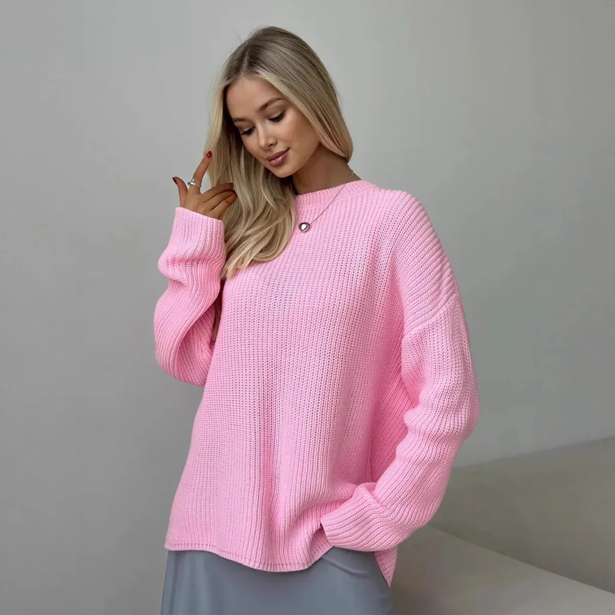 

Женский вязаный свитер с круглым вырезом, осенне-зимний женский модный однотонный свободный теплый повседневный офисный пуловер в грубую полоску, свитер