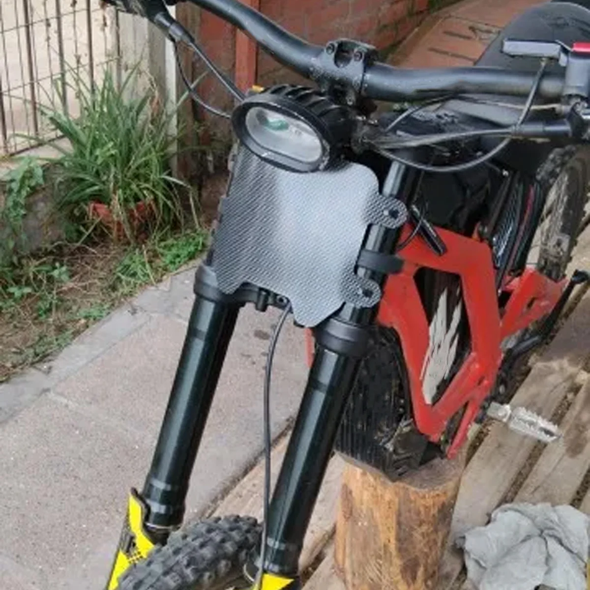 Off road motorcycle front number plate and carbon fiber pattern number plate For Surron Sur-Ron Light Bee Light X & Bee S