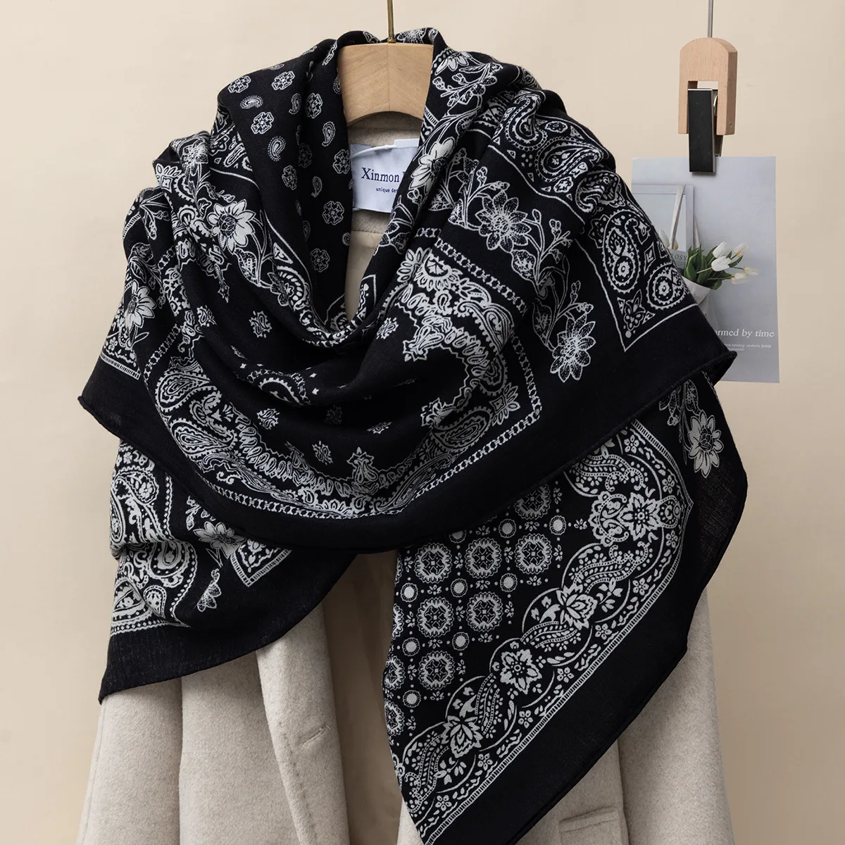 100% Wool Scarf Women's Winter High-end Warm Square Scarf 130x130cm Single-sided Printed/handmade Rolled Edge Fashionable Shawl