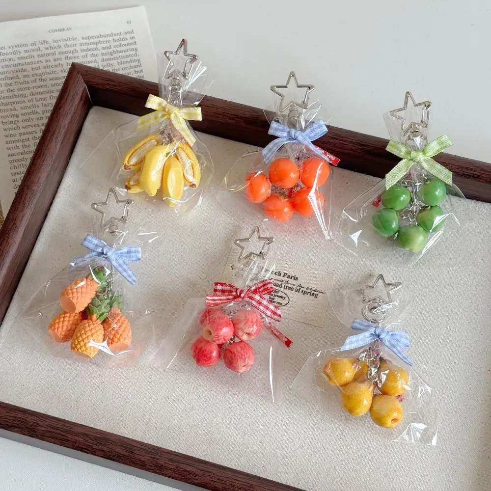 3D Molded Design Fruit Pendant Keychain Vivid Shape Delicate Shape Details Mini Fruit Keychain Compact Size Lightweight Material