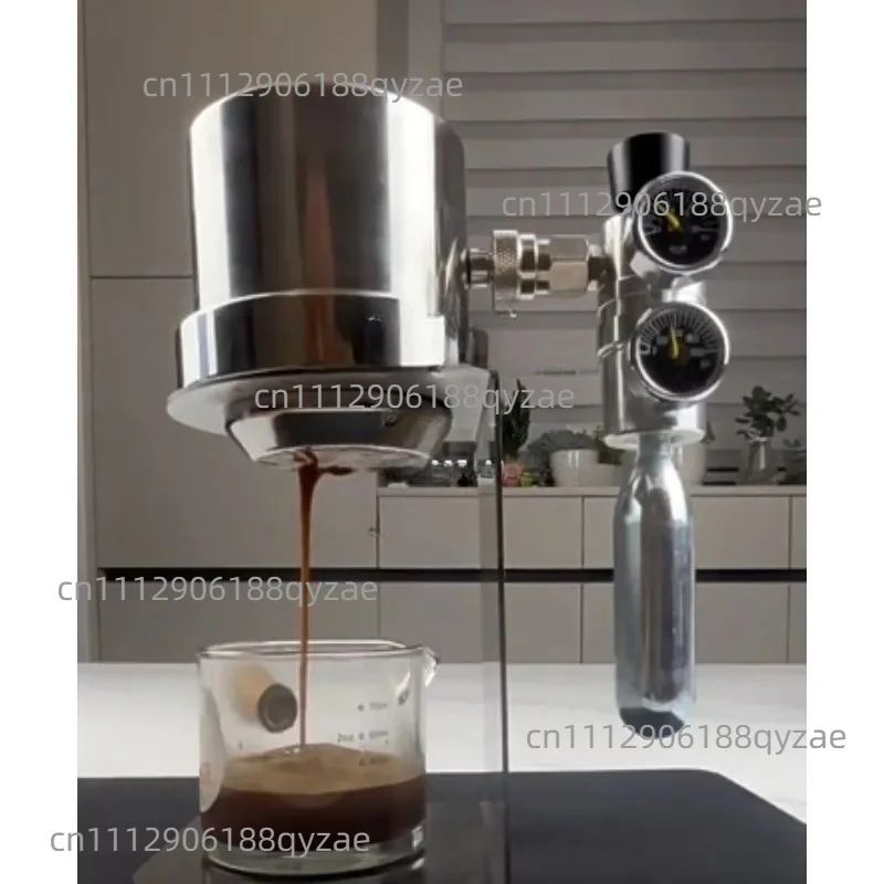 Portable Pneumatic Coffee Maker - 9Bar Extraction Stainless Steel Household Italian Espresso Machine