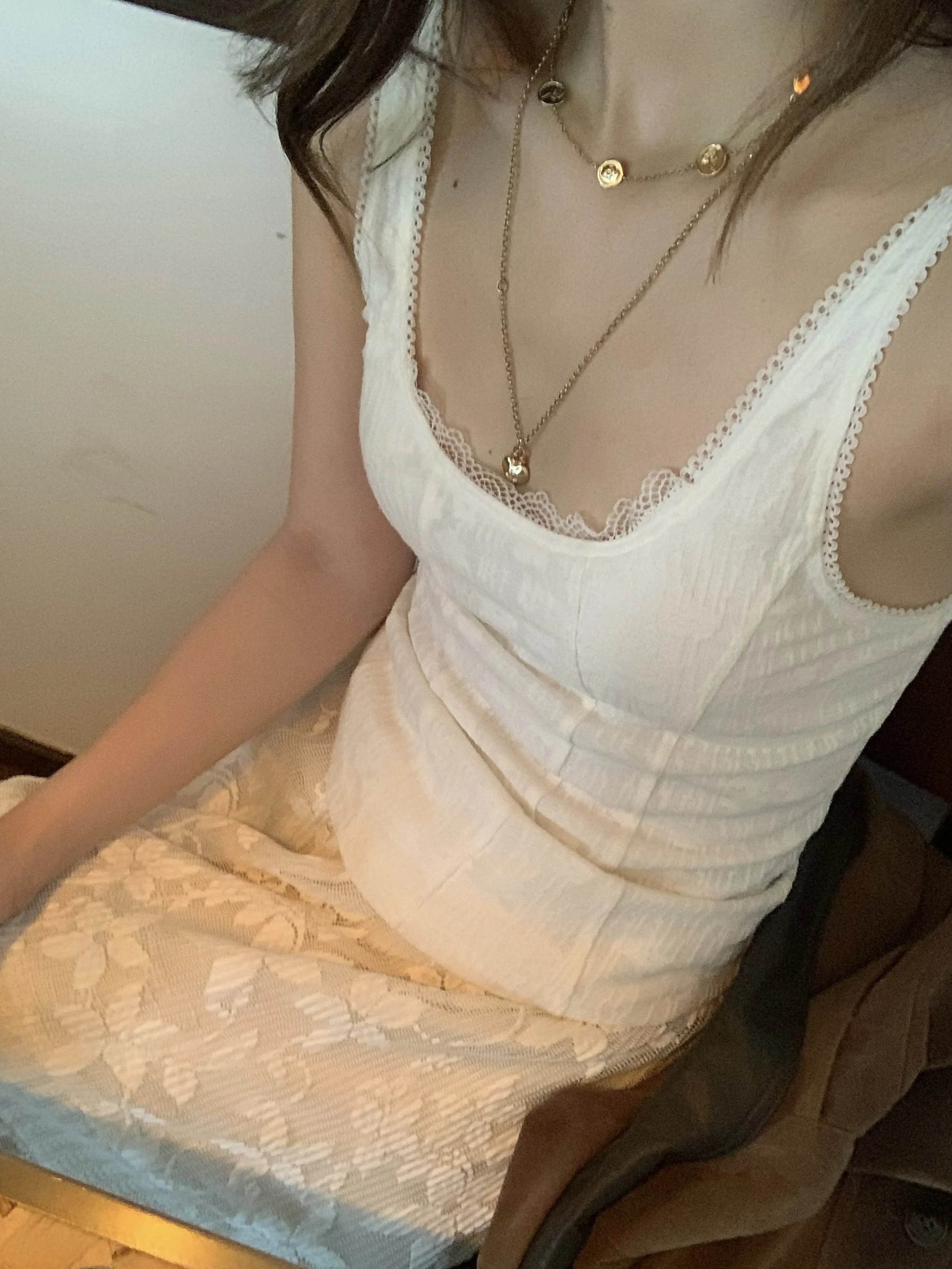 

Женский топ LANN2025 с кружевной отделкой и поясом, U-образный вырез, для ношения под одеждой, тонкий, однотонный, влагоотводящий