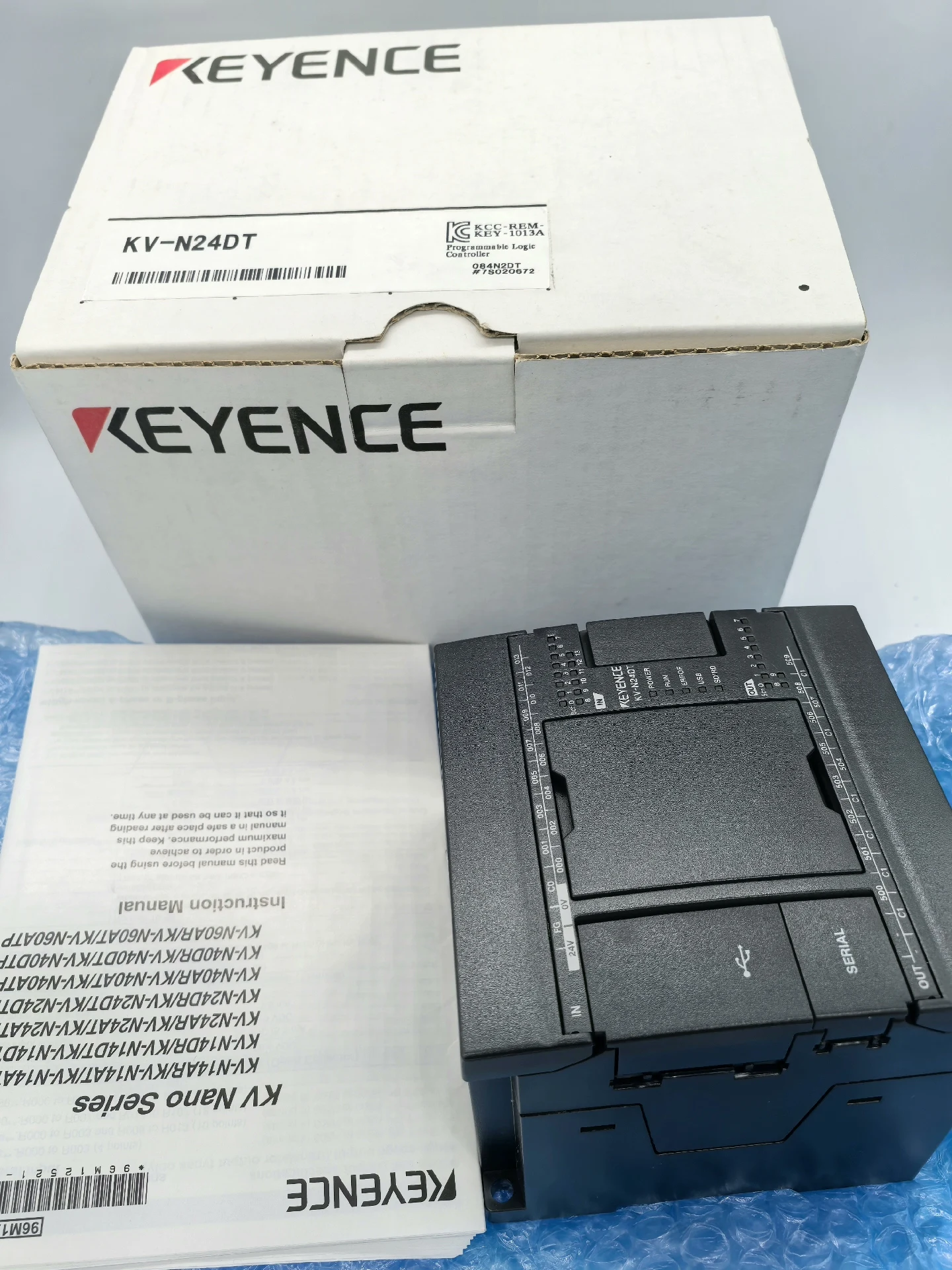 KEYENCE KV-N24DT programmable controller, new original