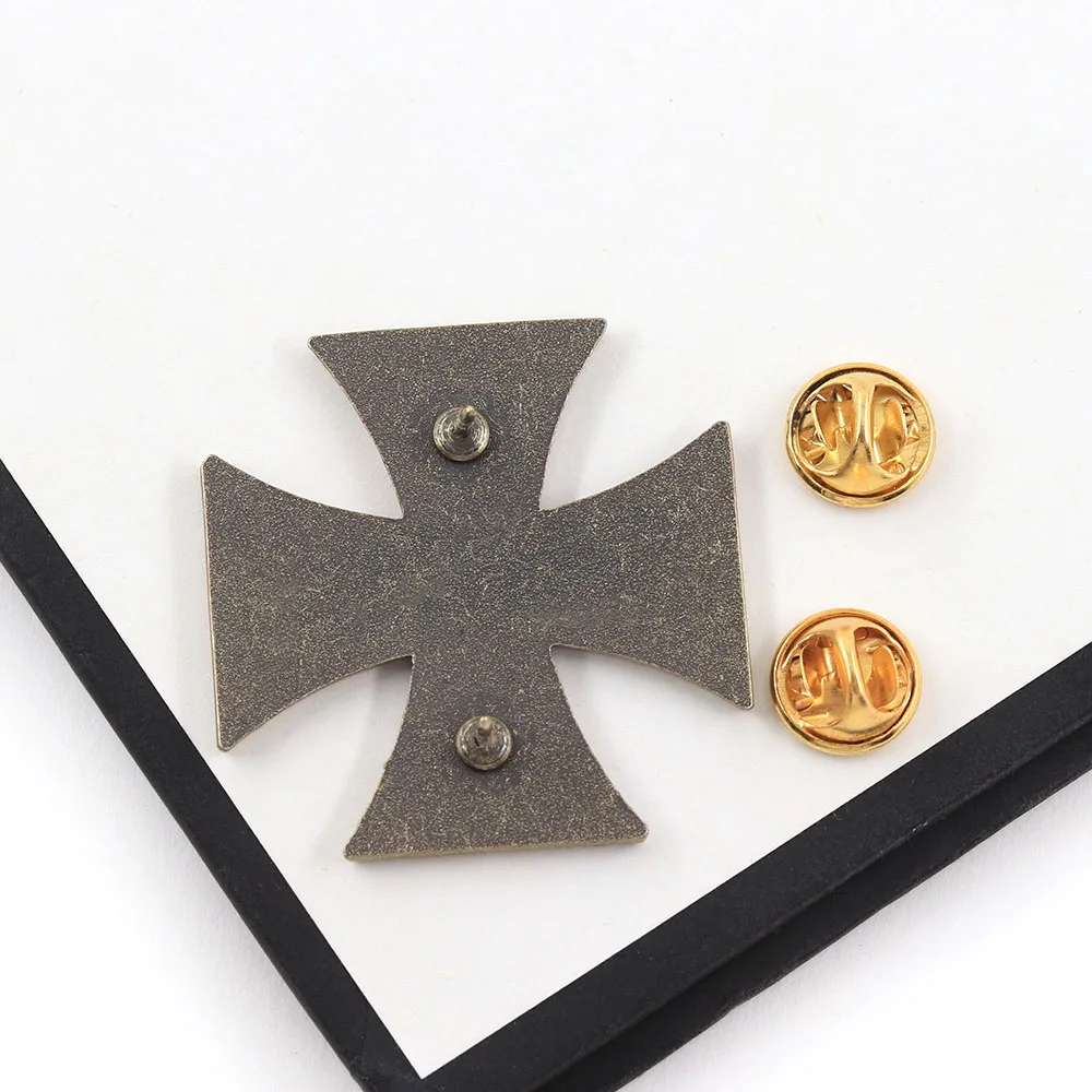 Vintage German Iron Cross Brooches 1854-1904 Landwehr Military Medal Badge Retro Maltese Cross Lapel Pins Men Suit Accessories - view 6