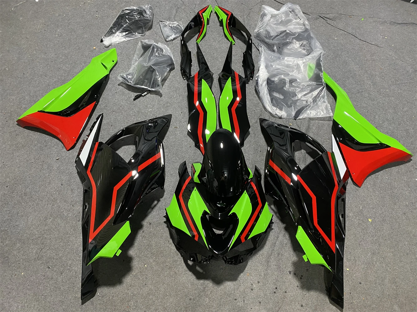 Motorcycle fairing fits ZX-6R 2024 636-6R 24 body fairing Black green Red motorcycle housing