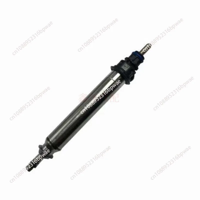 Suitable for Mercedes-Benz W222 278 fuel injector A2560700187 0261500065