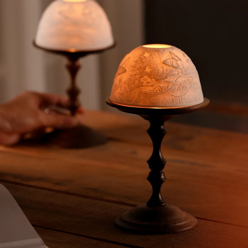Vintage High Foot Candle Holder Embossed Bone China Lampshade Wooden Candlestick Romantic Home Decor Wedding Table Centerpiece