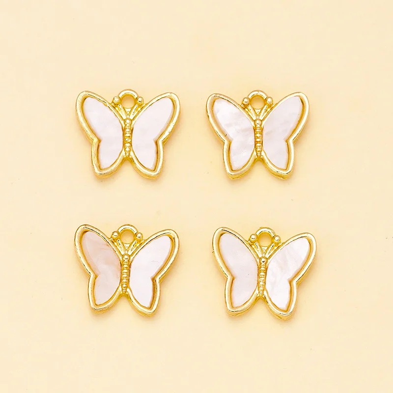 10Pcs New Mix Charms White Acrylic Butterfly Bear Flowers Wisiorki do tworzenia biżuterii DIY Cute Earrings Naszyjnik Akcesoria