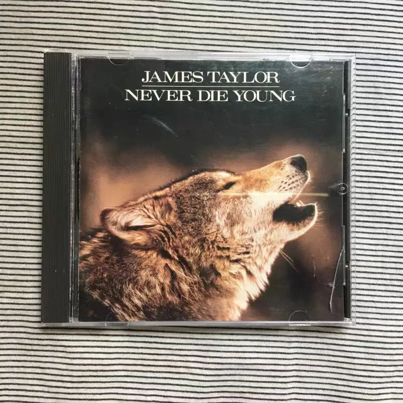 

CD Джеймс Тейлор — Never Die Young, 12-й студийный альбом, Soft Rock/Singer-Songwriter, 10 треков, 19 г.