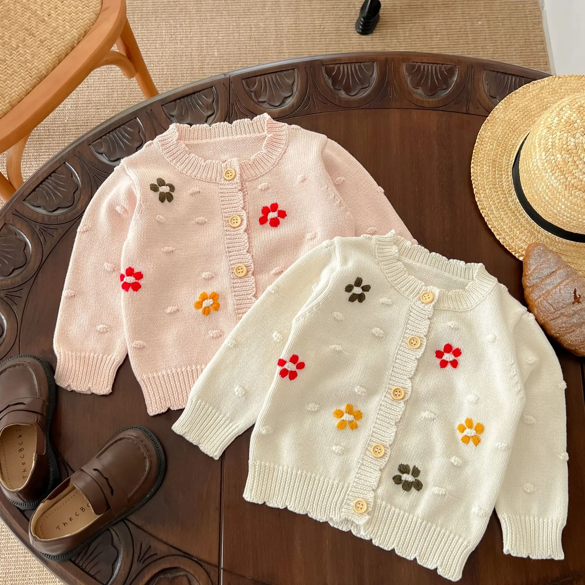 New Autumn Kid Girl Sweater Coat Round Collar Apricot Pink Handmade Flowers Knit Long Sleeves Cardigan Child Princess Clothes