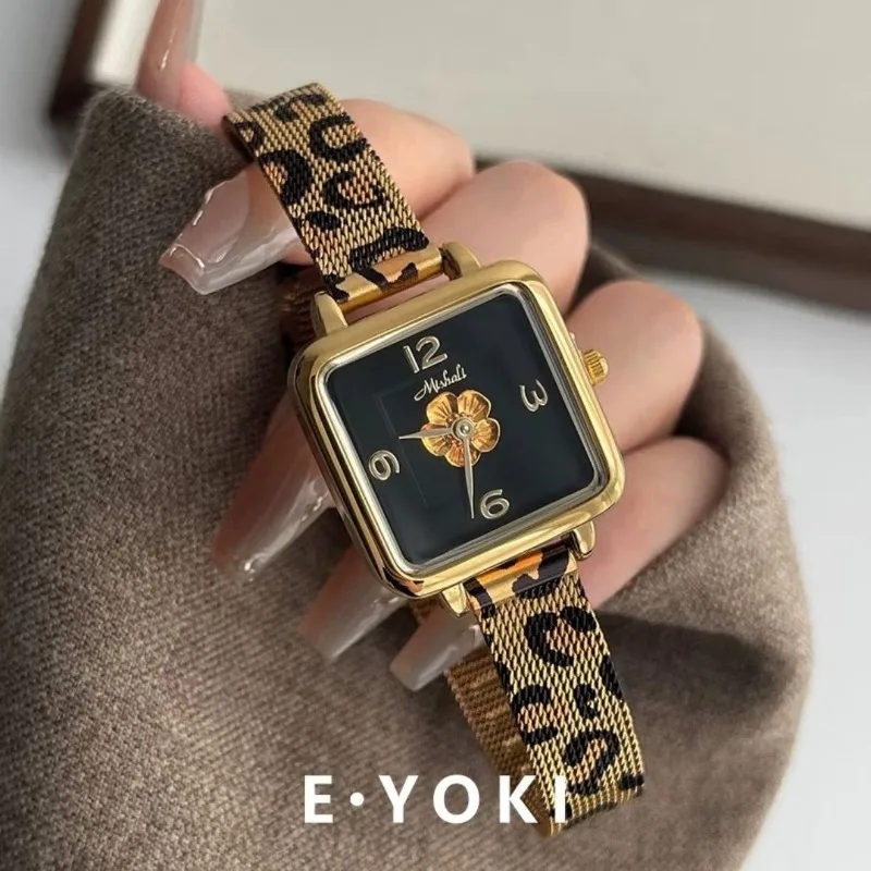 Square Leopard Print Chain Personalized Fashion High-end Niche Women's Quartz Watch Ins Wind Camellia Watch