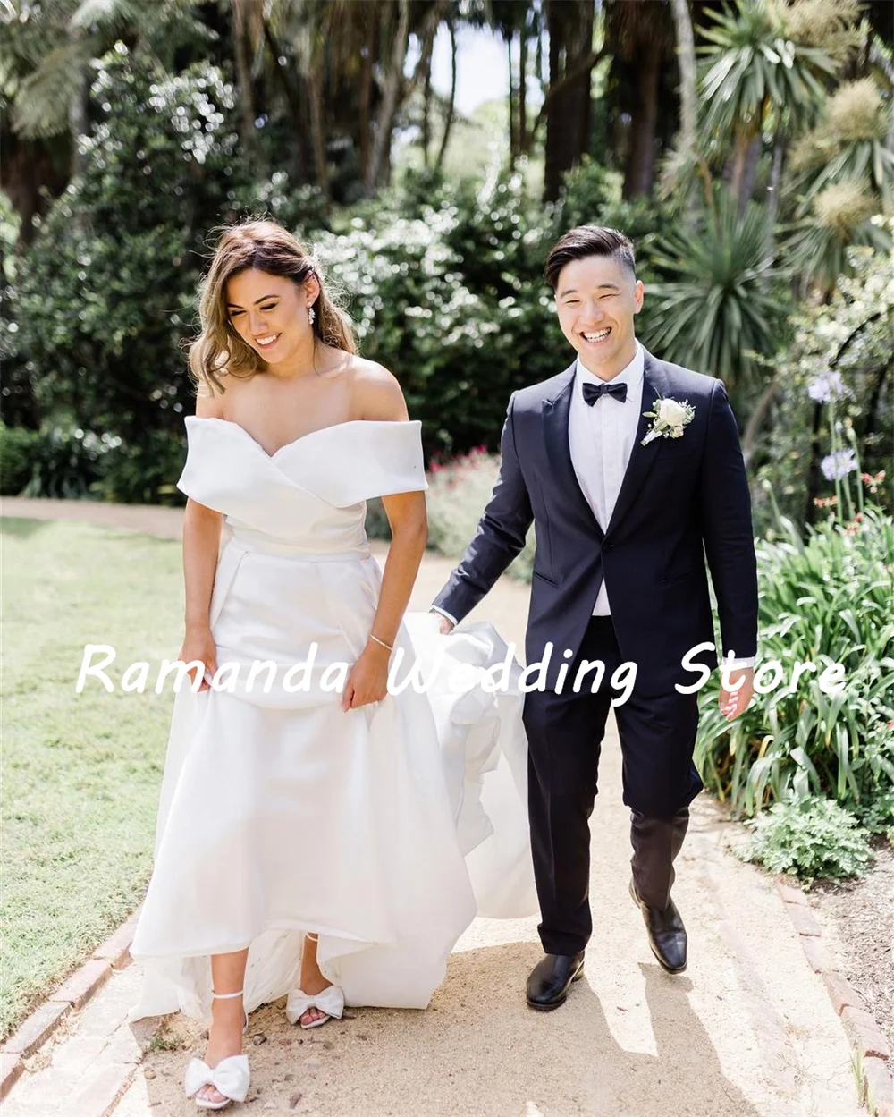 Ramanda Off the Shoulder A-line Wedding Dresses 2025 Sweep Train فستان حفلات الزفاف Floor-Length Simple Bridal Gown Customized