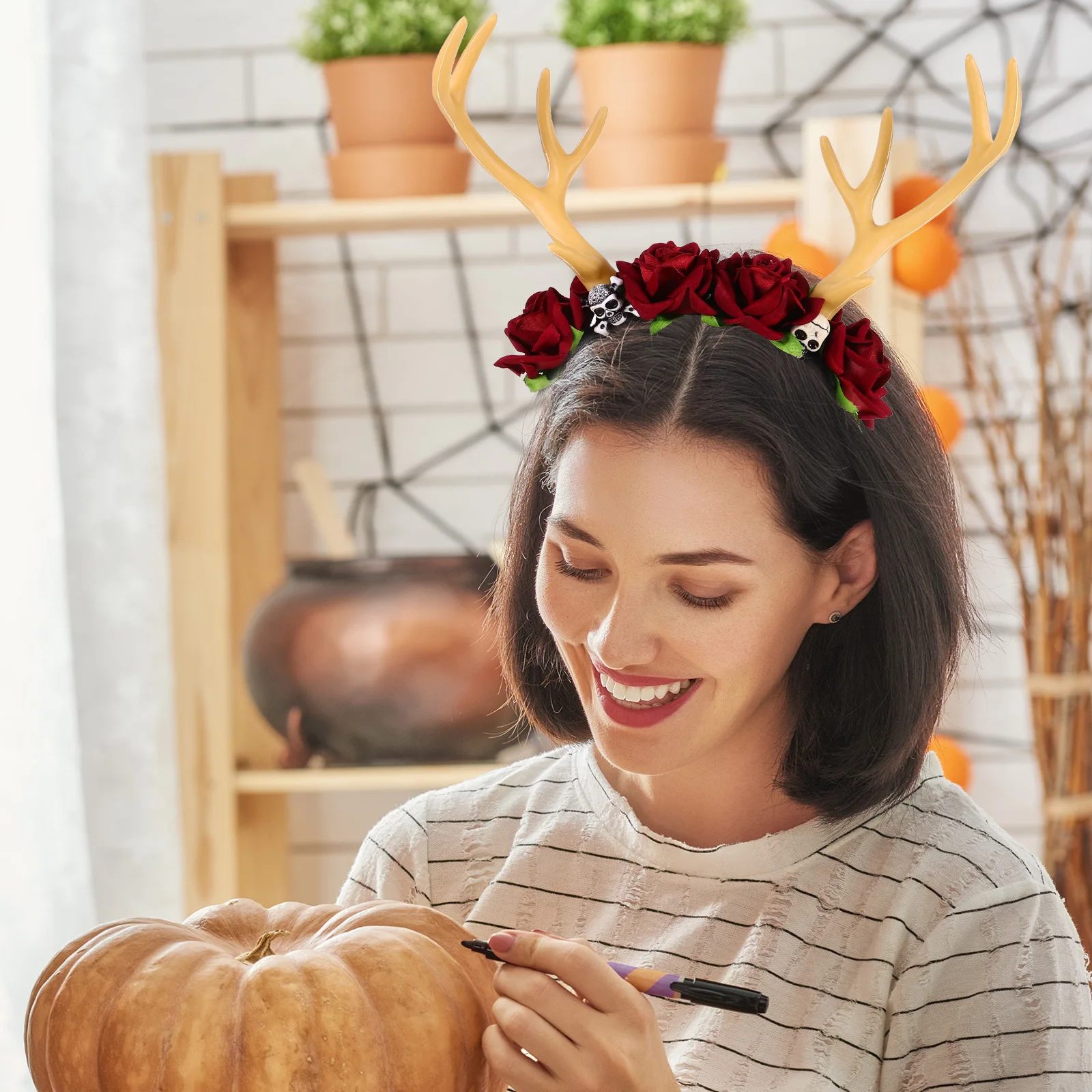 

Deer Antlers Headband Women Red Flowers Headdress Lightweight Comfortable Cosplay Party Festival Christmas Halloween Hair