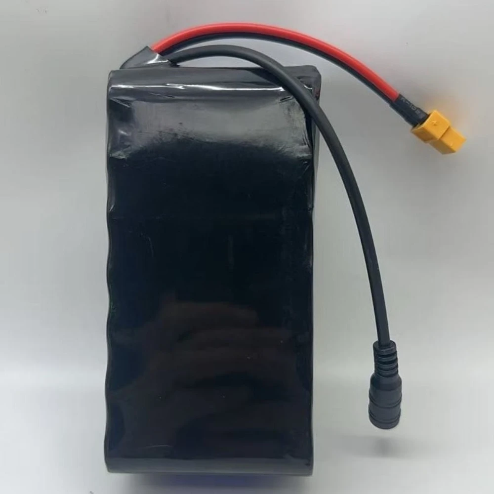 

18650 7S3P battery pack 24V 100AH rechargeable lithium-ion battery, used for wheelchairs, spare lithium-ion battery+2acharger