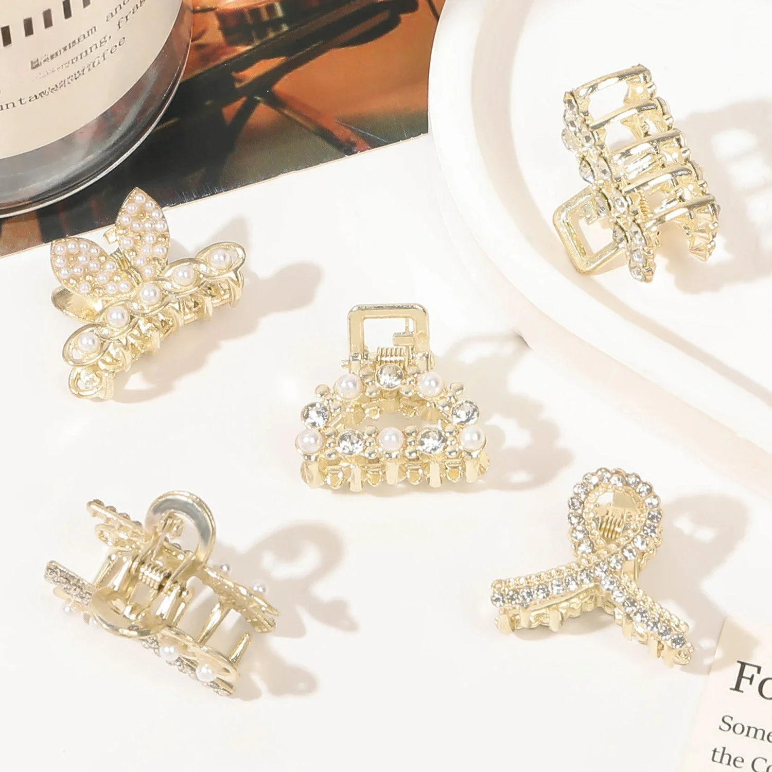 Rhinestone Pearl Small Hair Claw Flower Star Moon Hair Clamp Women Girls Crab Claw Clip Small Hairpins Hair Crabs Accessories