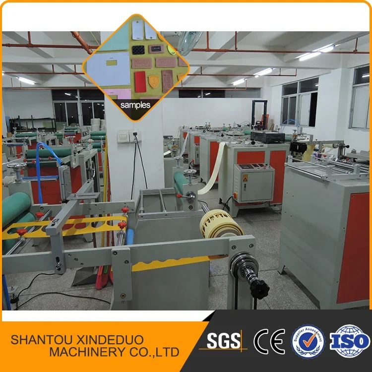 Macchina per stampaggio a caldo e taglio con logo in pelle completamente automatica