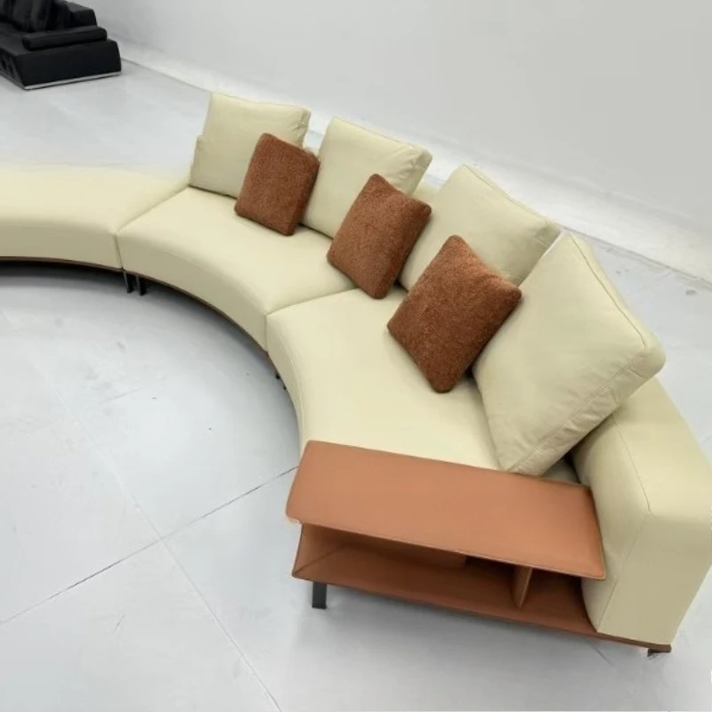 Modern minimalist arc modular sofa, large-sized segmented arc sofa in the horizontal hall of the villa