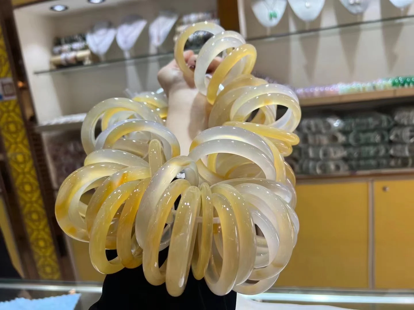 

Original Pattern Ice Transparent Honey Color Bracelet Pure Natural Agate Floating flower Women's Fashion Jade Bangle Jewelry