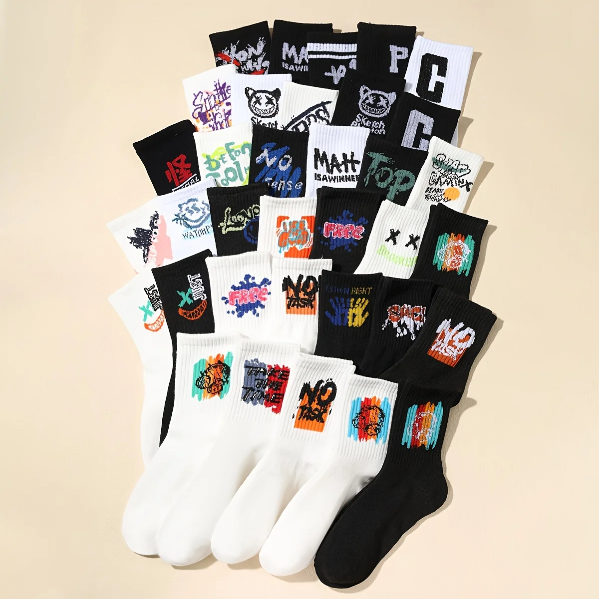 6 أزواج من الجوارب النسائية ذات الطراز الكتابة على الجدران المتوسطة، جوارب رياضية عصرية عالية الشارع رائعة للغاية للفتيات للتزلج