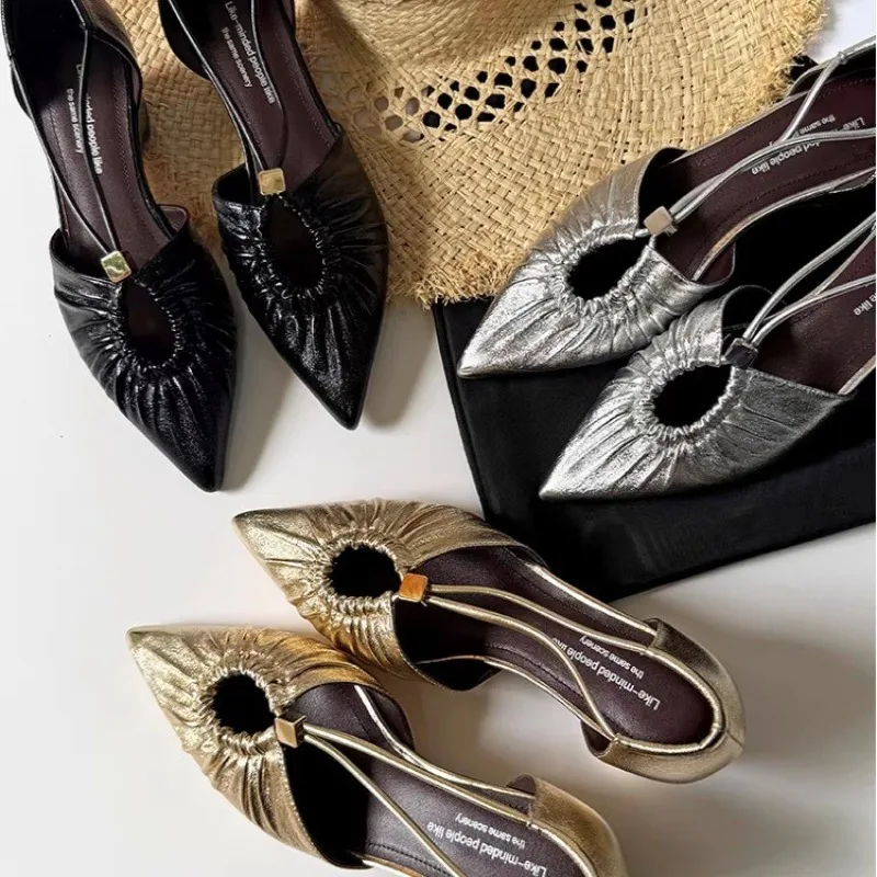 

Женские сандалии Baotou, лето 2025 года, не уставшие ноги, женские туфли на одинарном каблуке с острым носком и юбкой на низком каблуке