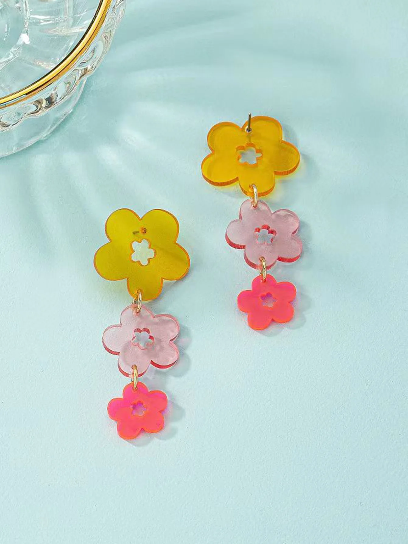 1 Pair Geometric fashion Temperament Cross Border Elegant Acrylic Flower Stud Earrings Eardrop