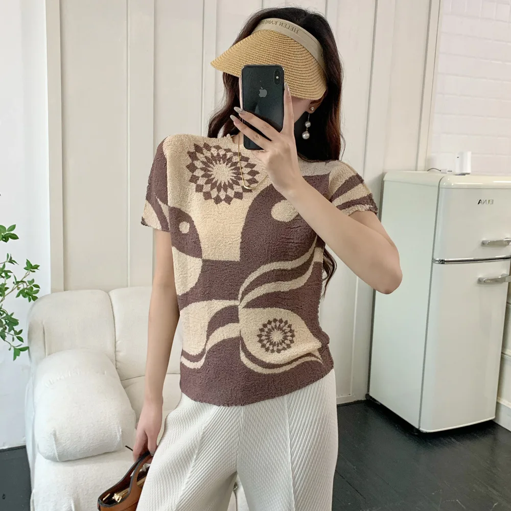 ALSEY Premium Gevoel Afdrukken Geplooide Vrouwen Ronde Hals T-shirt Fashion Casual Honderd Korte mouwen Tops 2025 Zomer Nieuwe