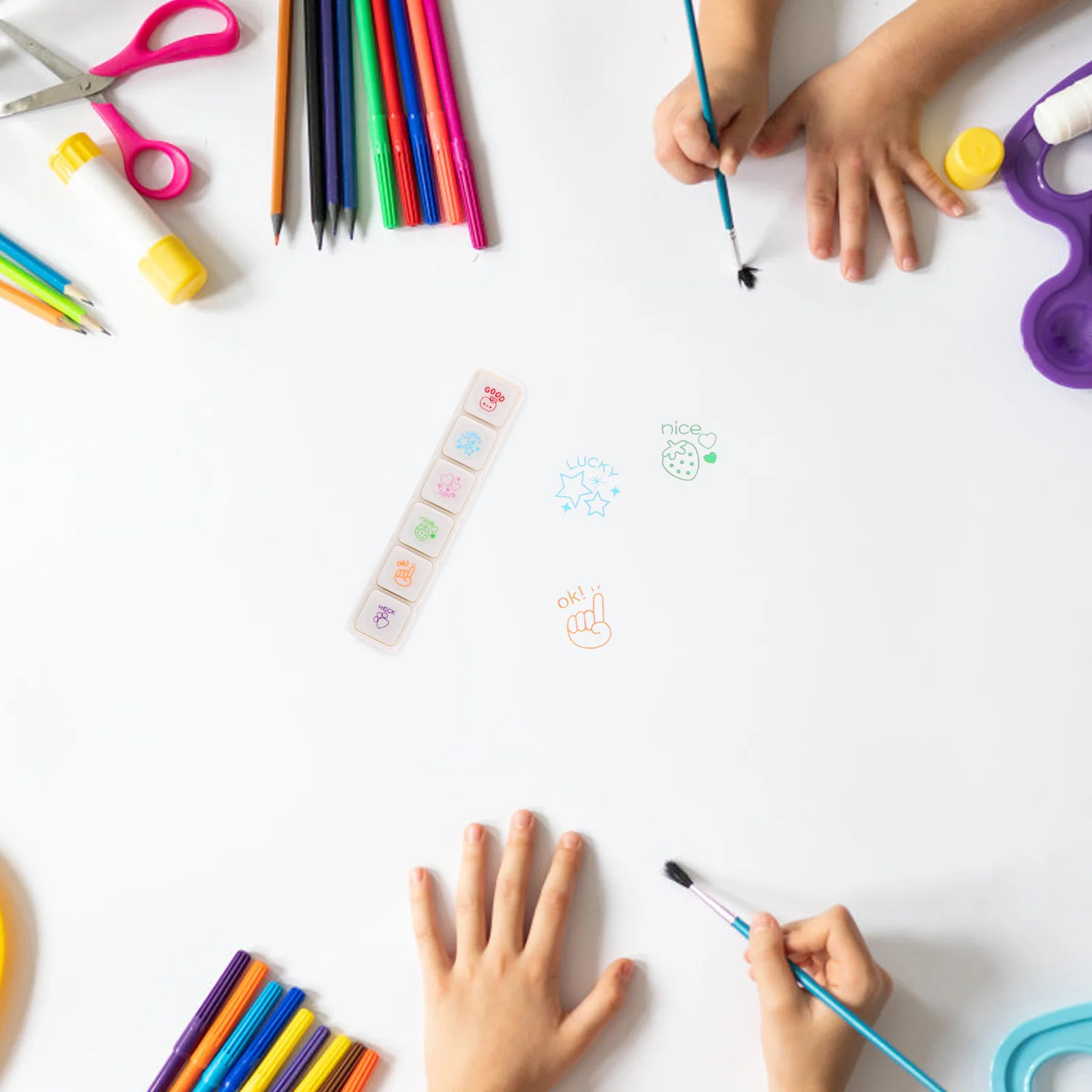 漫画ハンドブックシールかわいいプラスチックスタンプスクラップブッキングスタンプ DIY 用品小