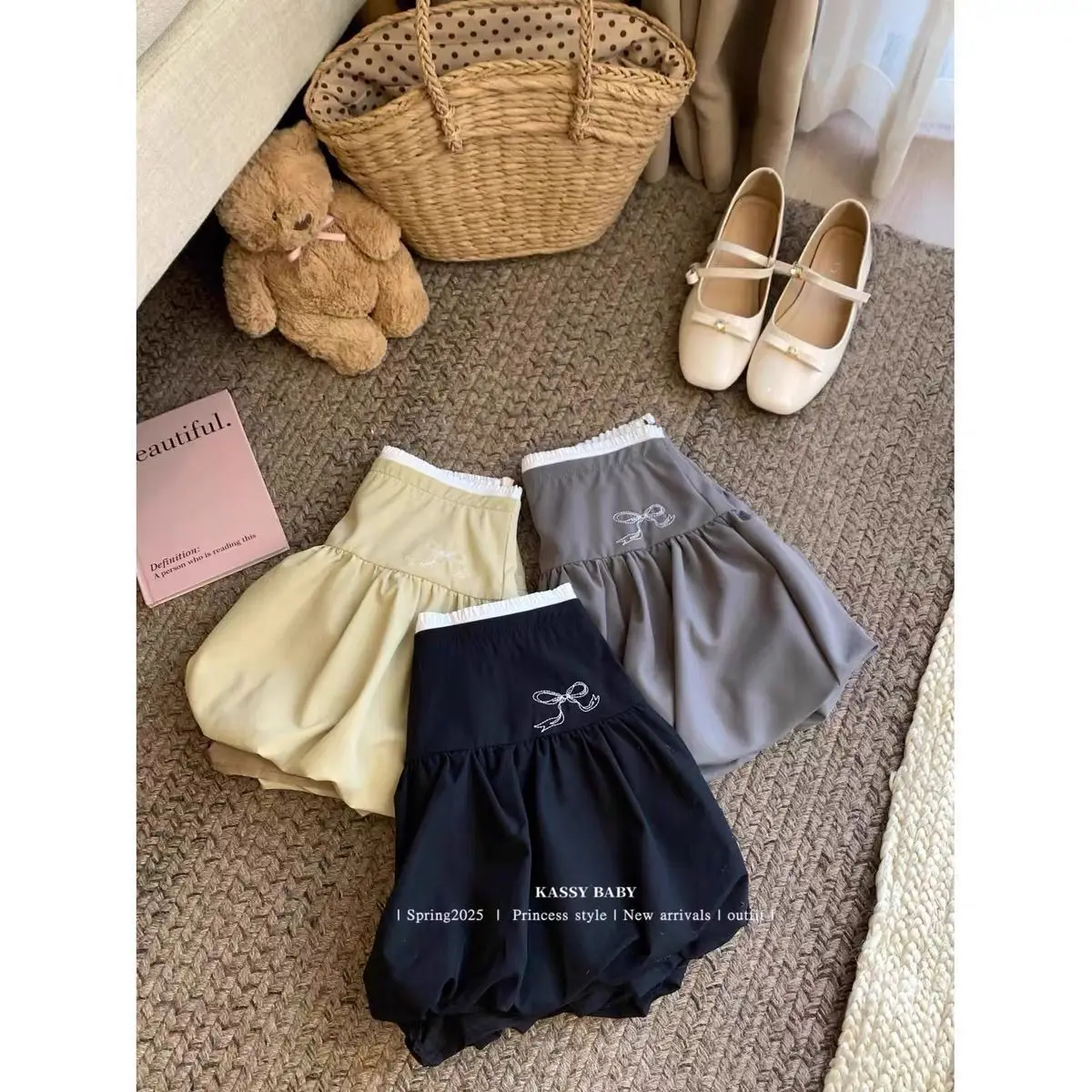 Retro contrastante arco flor bud saia curta feminina verão nova idade-reduzindo versátil saia fofa