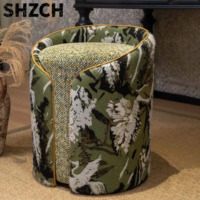 Vintage Velvet Entryway Bench with Storage, Round Upholstered Ottoman for Living Room Bedroom Hallway, Soft Cushioned Seat