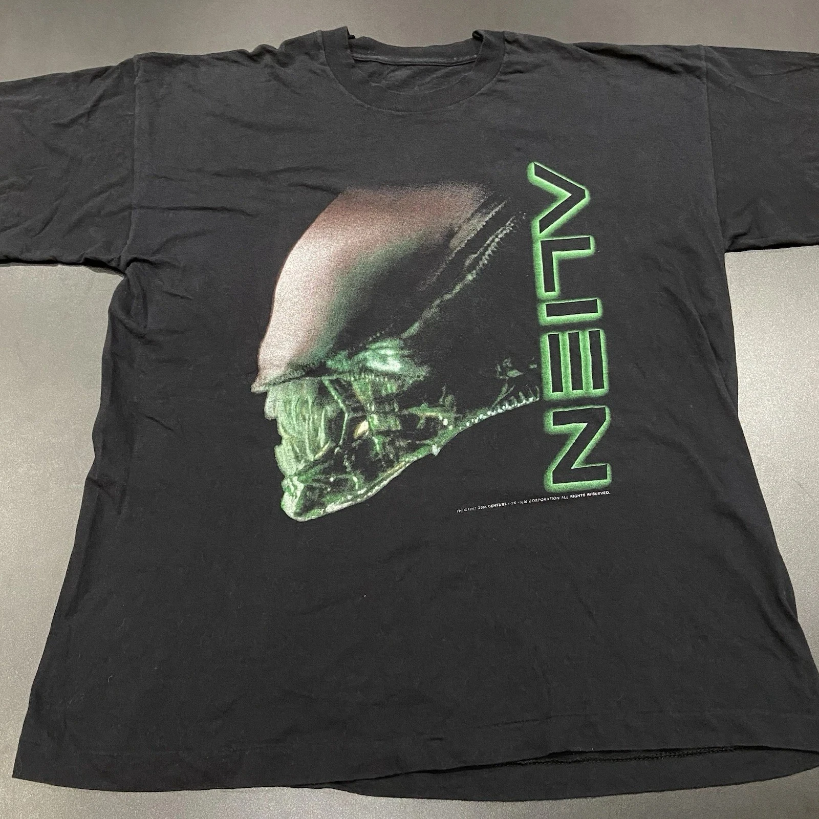 Vintage 90s Alien Movie T Shirt XL Single Stitch 1997 Xenomorph Film Promo Rare Graphic T-Shirt High-end Luxury Unisex Style