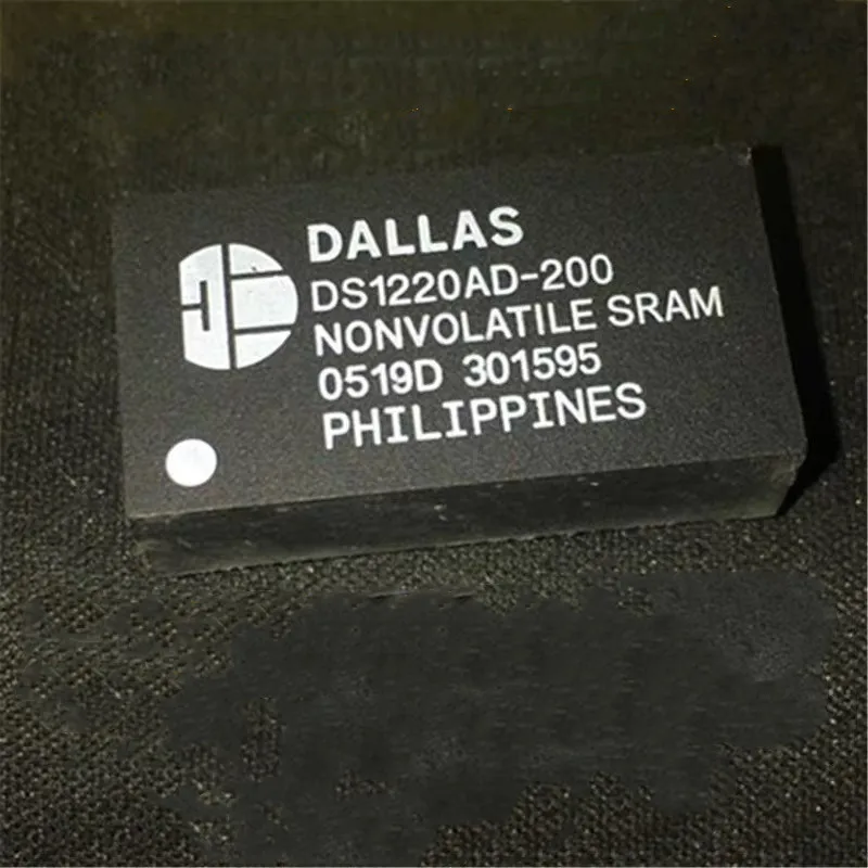 

Новые и оригинальные 2 шт. DS1220AD-200 DS1220AD DIP-24