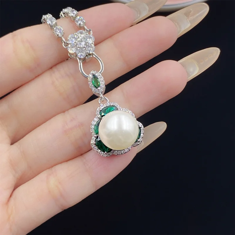 Natural Shell Comparable to Pearl Full Diamond Emerald Set Open Ring Elegant Pendant Earrings