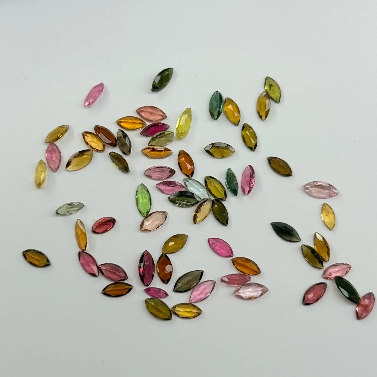 Wholesale 10pcs Natural Multi Tourmaline 3x6mm Marqise Brilliant- Cutting Semi-Precious Gemstone Cabochon Ring Face For Jewelry