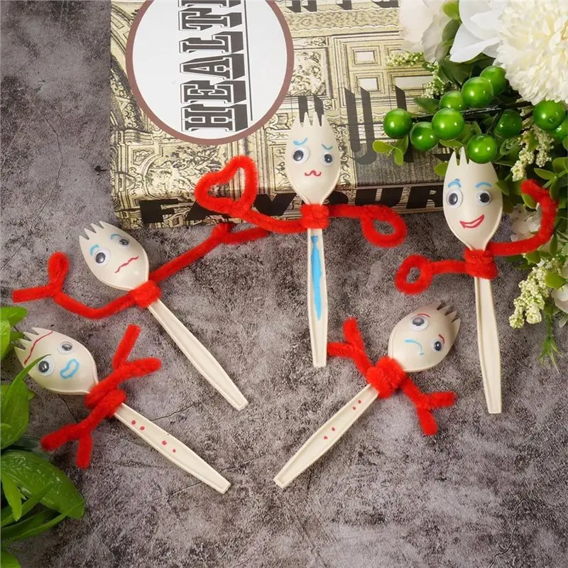 مجموعة A58Z 50Sets Fork Craft Kit تتضمن منظفات الأنابيب الحمراء الرياضية ذاتية اللصق عيون جوجلي وأقلام تحديد اصنع مجموعة الحرف اليدوية الخاصة بك #2