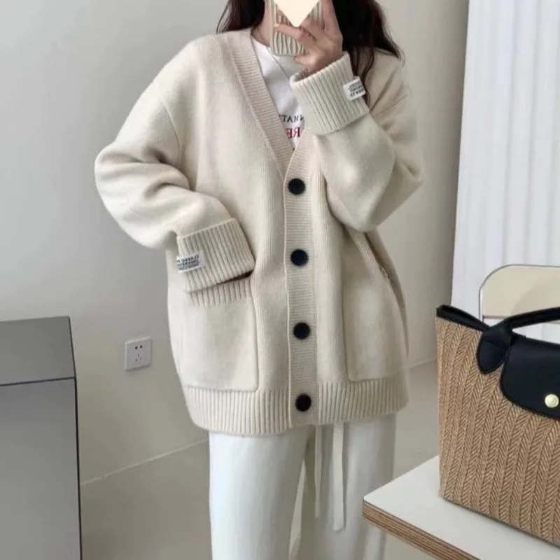 Autumn Winter Retro Knitted Cardigan Women's Loose Slim Rolled-up Sleeves V-neck Single Breasted Patch Pocket Soft Knitted Coat