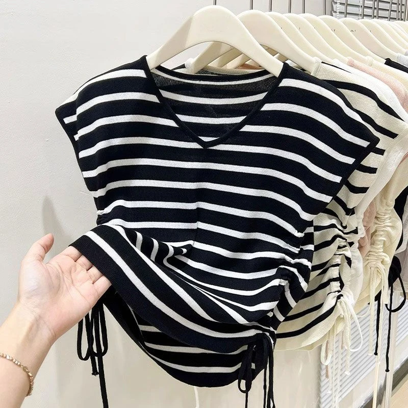 

Female V-neck Striped Thin Ice Silk T-shirts Woman Summer New Short Sleeve Tops Ladies Drawstring Tee Shirt Knit Pullover Q612