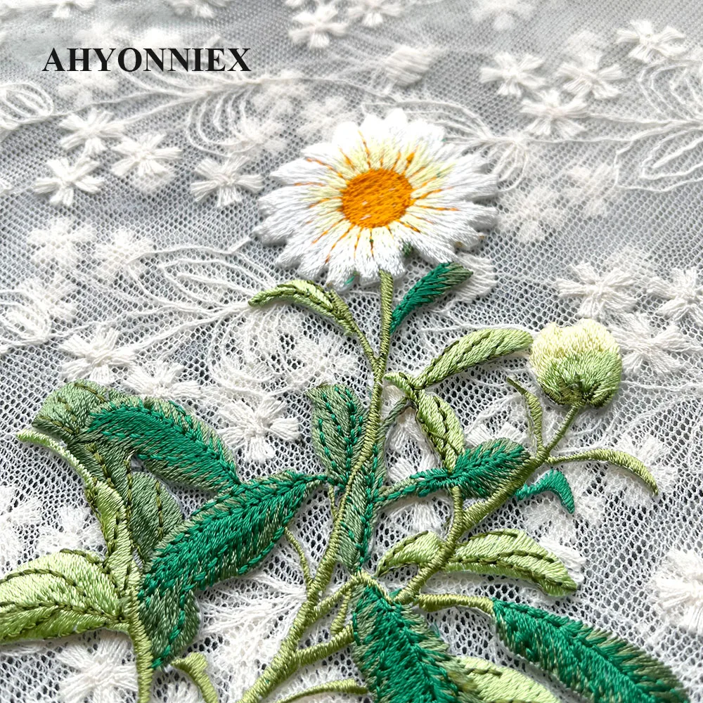 1 قطعة الحديد على شارة مطرّزة ملصقات زهرة الإقحوان اللطيفة للملابس DIY اكسسوارات الديكور