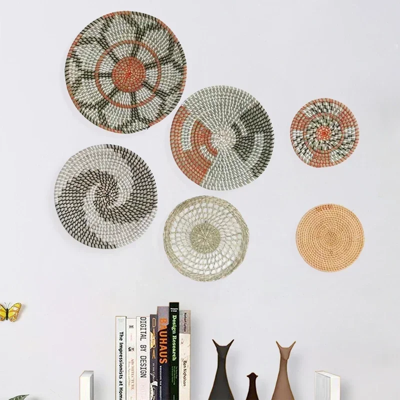 

6pcs Rattan Wall Decor Hanging Woven Wall Plate Round Fruit Basket Boho Seagrass Decorative Trays for Living Room